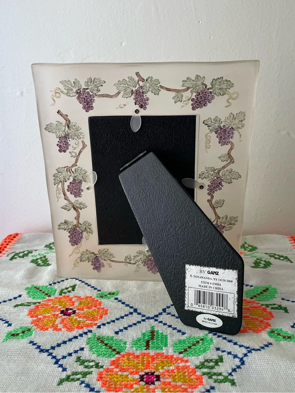 Vintage Grape Vine Picture Frame 3.5x5”